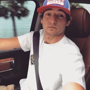 Meet your Posher, Walt